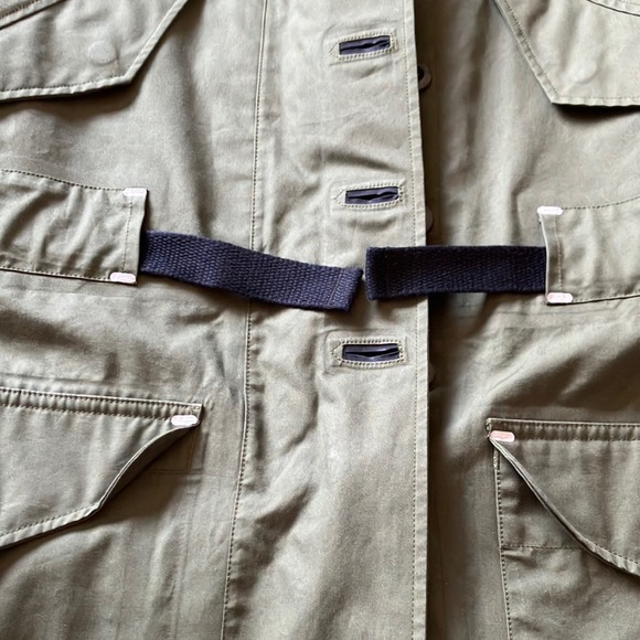 Nike - Picture 14 of 16